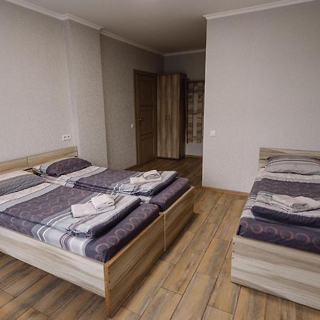 Brooklyn 2 Hotell Jablunytsja Eksteriør bilde